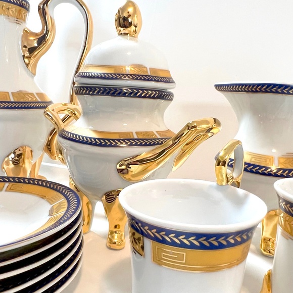 Yau Shing Laurel Shield Vintage Fine Porcelain Espresso/Demitasse Set 15 Piece - Picture 8 of 11